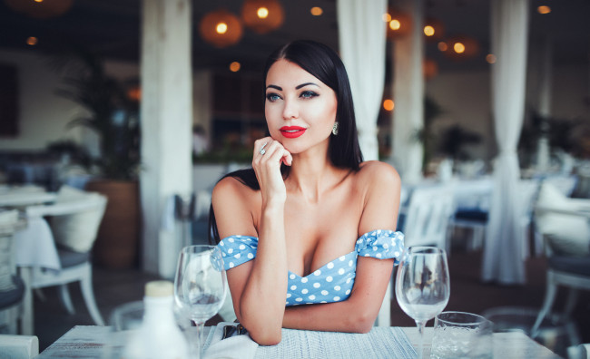 Обои картинки фото девушка, девушки, -unsort , брюнетки, темноволосые, модель