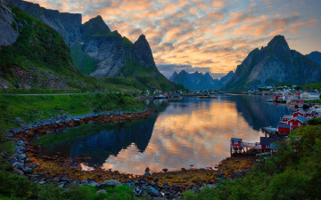 Картинка города лофотенские+острова+ норвегия горы фьорд дома