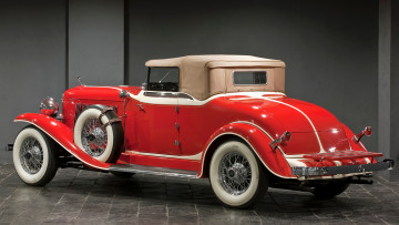 Картинка автомобили классика ретро красный