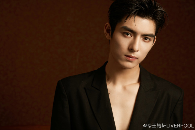 Обои картинки фото мужчины, wang hao xuan, ван, хао, сюань
