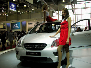 Картинка kia carens автомобили авто девушками