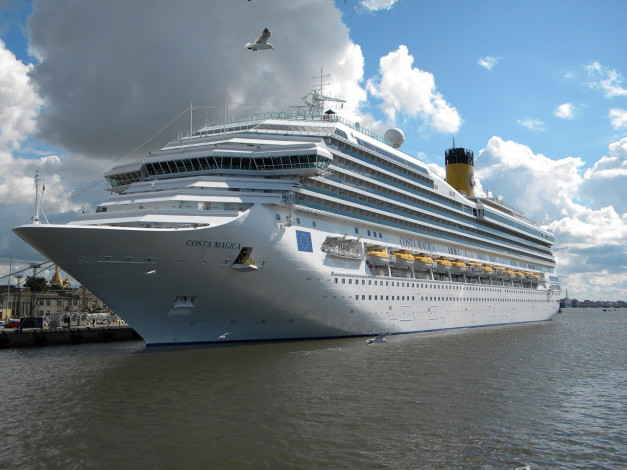 Обои картинки фото клайпедском, порту, корабли, лайнеры