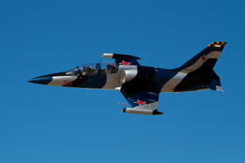 Картинка 39 авиация боевые самолёты учебно-тренировочный истребитель