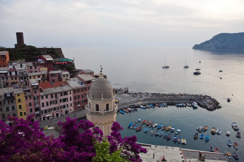 Картинка vernazza liguria italy города амальфийское лигурийское побережье италия море дома