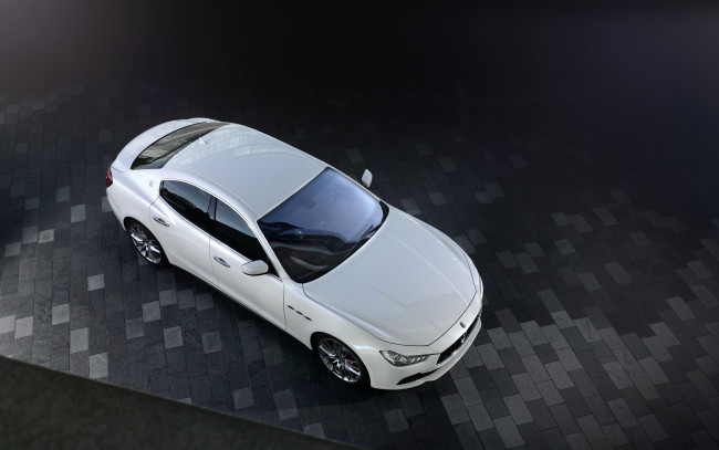 Обои картинки фото автомобили, maserati, ghibli