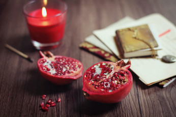 Картинка еда гранат свеча письма блокнот кулон зерна