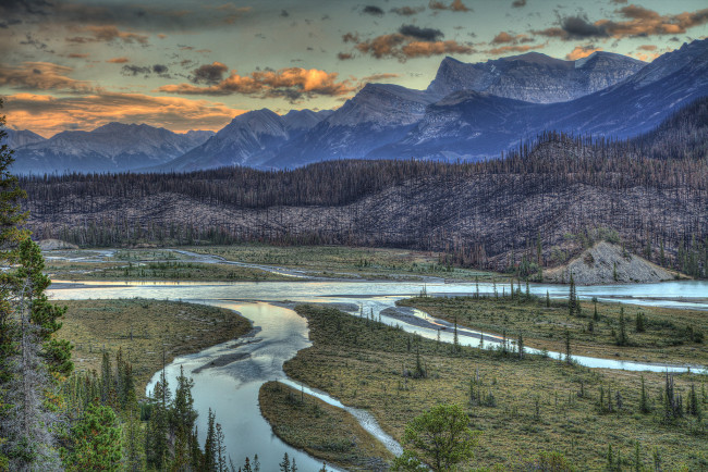 Обои картинки фото природа, реки, озера, горы, лес, река, облака