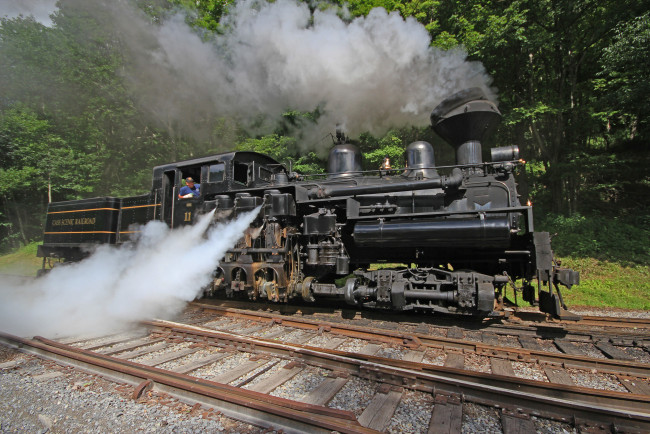 Обои картинки фото техника, паровозы, железная, паровоз, рельсы, дорога