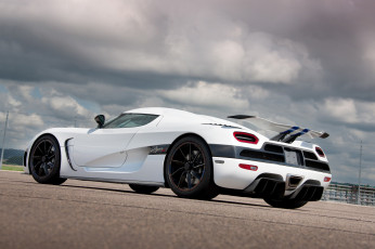 Картинка автомобили koenigsegg
