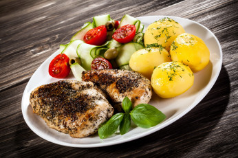 Картинка еда мясные+блюда картофель отбивная мясо томаты помидоры