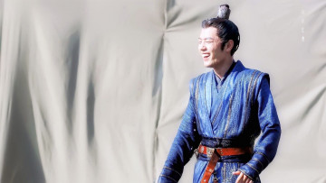 Картинка мужчины xiao+zhan актер костюм мокрый