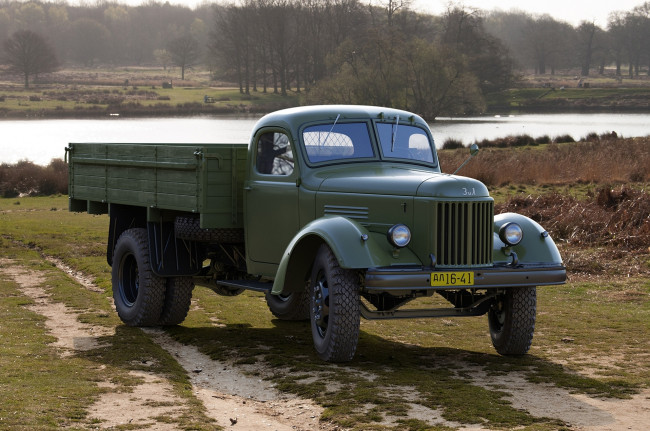 Обои картинки фото зил- 164, автомобили, зил грузовики, зил-, 164, автомобиль, грузовик, ретро