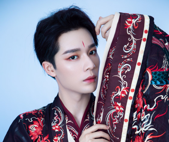 Обои картинки фото мужчины, li dai kun, ли, дайкунь