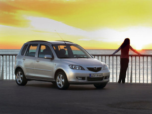 Картинка автомобили mazda