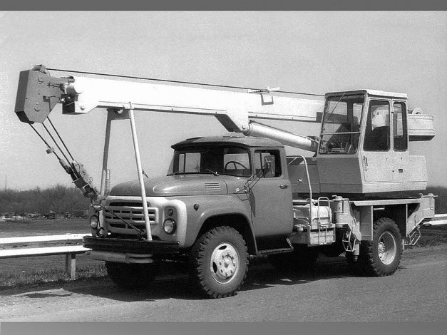 Обои картинки фото автомобили, зил, грузовики