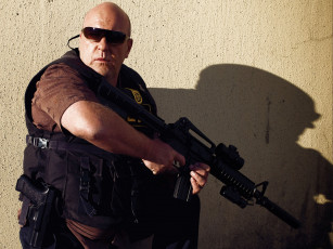 Картинка breaking bad кино фильмы dean norris hank schrader