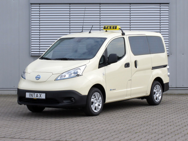 Обои картинки фото автомобили, nissan, datsun, 2015г, taxi, evalia, e-nv200
