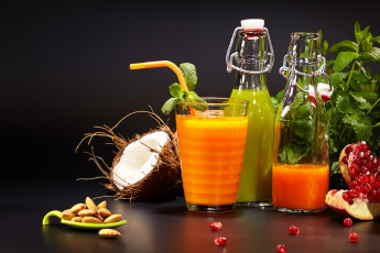 Картинка еда напитки +сок орешки гранат напиток кокос сок мята