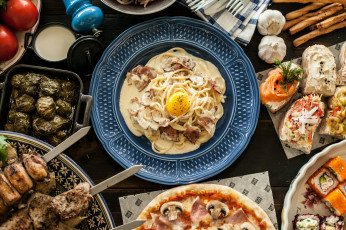 Картинка еда разное разности лаваш зелень бекон яйца лапша пицца