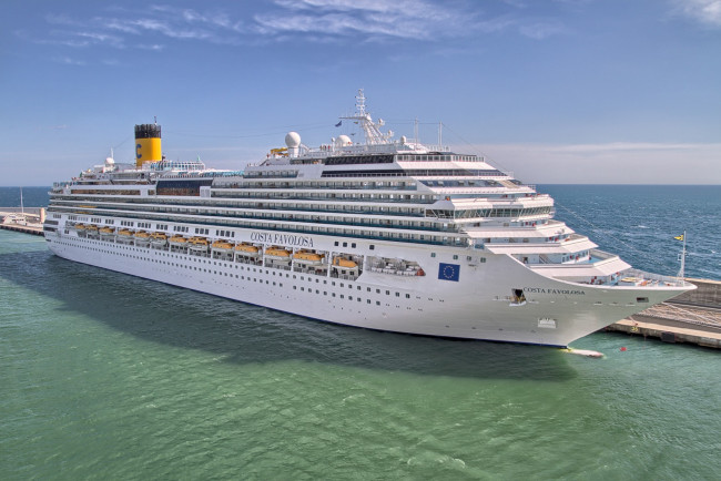 Обои картинки фото costa favolosa, корабли, лайнеры, круиз, лайнер
