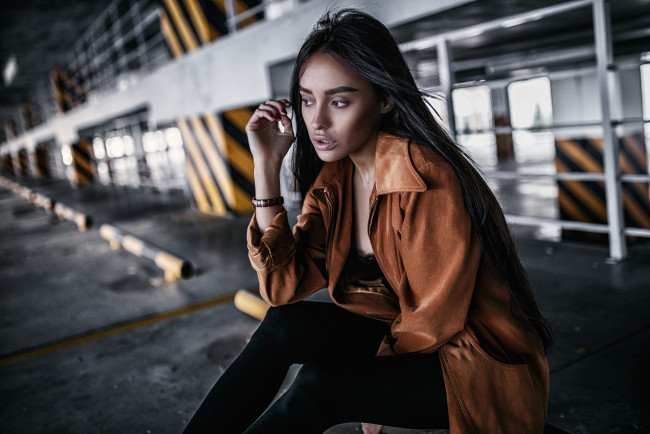 Обои картинки фото девушка, девушки, -unsort , брюнетки, темноволосые, модель