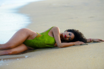 Картинка kate+rodriguez девушки макияж поза актриса модель брюнетка смуглая красотка купальник девушка kate rodriguez