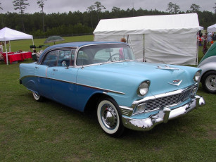 Картинка 1956 chevrolet belair hardtop classic автомобили выставки уличные фото