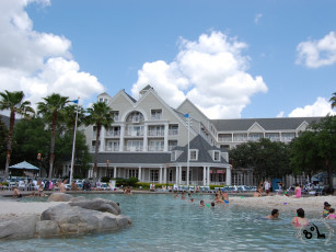 Картинка города здания дома