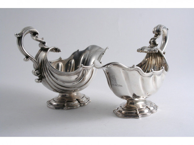 Обои картинки фото разное, посуда, столовые, приборы, кухонная, утварь, чашки, серебро