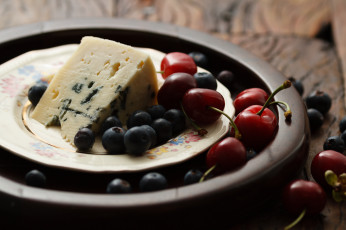 Картинка еда разное ягоды сыр голубика черешня