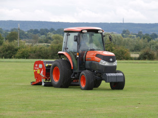 Картинка техника тракторы kubota