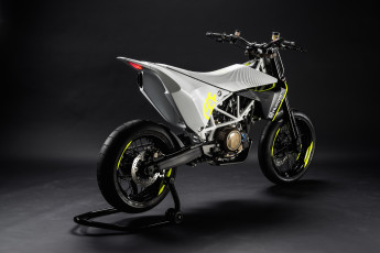 Картинка мотоциклы husqvarna