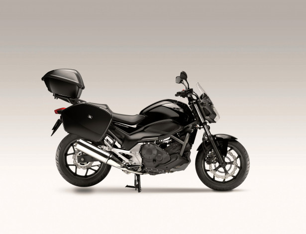 Обои картинки фото мотоциклы, honda