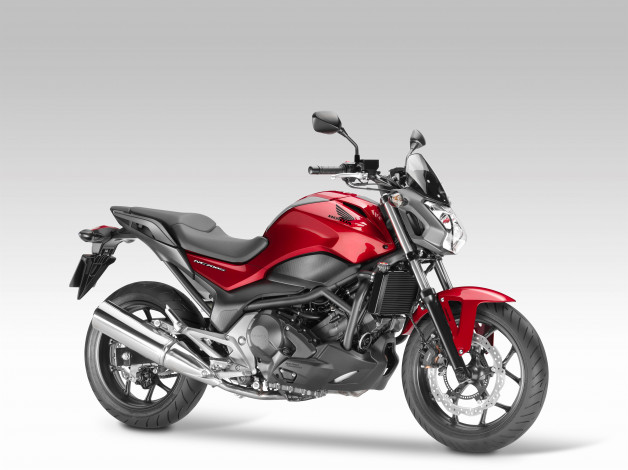 Обои картинки фото мотоциклы, honda