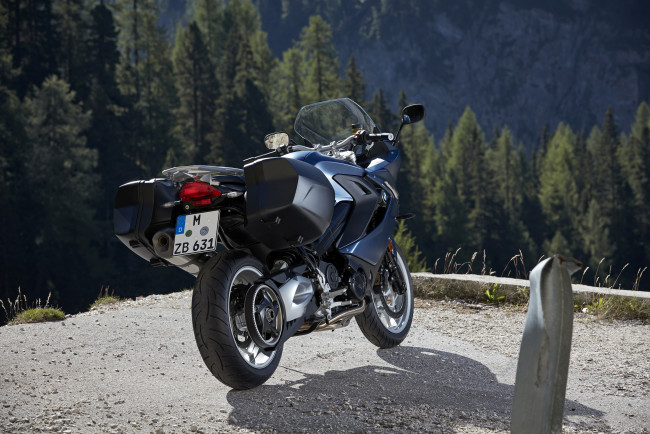 Обои картинки фото мотоциклы, bmw