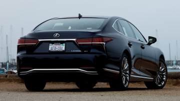 Картинка автомобили lexus