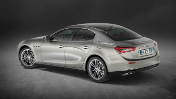 Картинка maserati+ghibli+luxury+package+2017 автомобили maserati ghibli 2017 package luxury