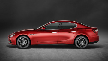 Картинка maserati+ghibli+sport+package+2017 автомобили maserati красный 2017 package sport ghibli