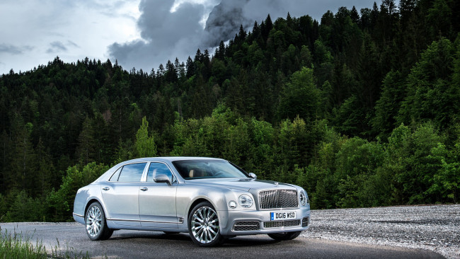 Обои картинки фото bentley mulsanne extended wheelbase 2017, автомобили, bentley, 2017, wheelbase, extended, mulsanne