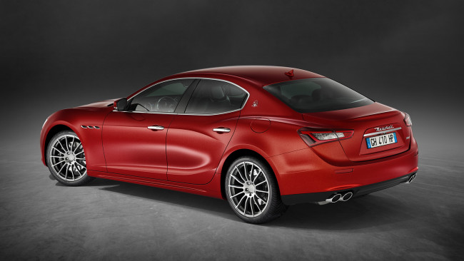 Обои картинки фото maserati ghibli sport package 2017, автомобили, maserati, sport, ghibli, красный, 2017, package