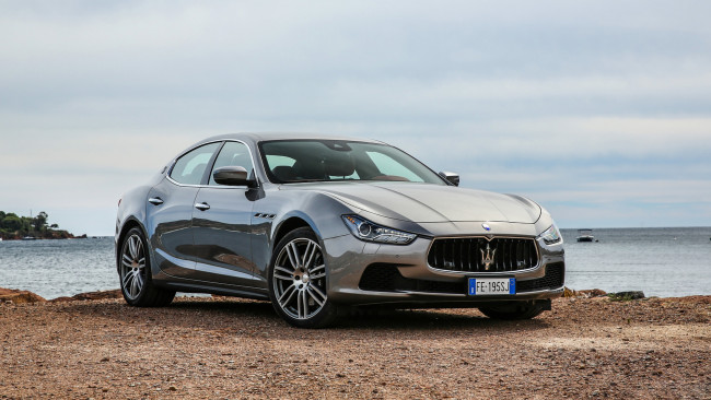 Обои картинки фото maserati ghibli sq4 luxury package 2017, автомобили, maserati, 2017, package, luxury, sq4, ghibli