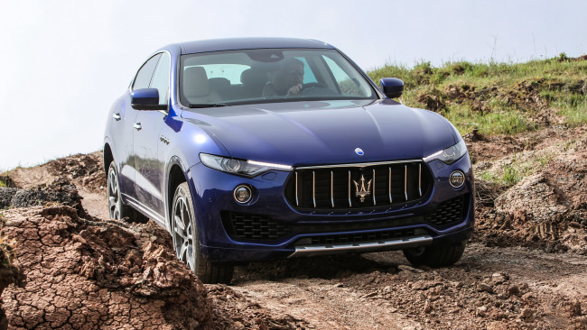 Обои картинки фото maserati levante suv 2017, автомобили, maserati, синий, suv, 2017, levante