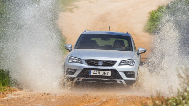 Обои картинки фото seat ateca suv 2017, автомобили, seat, ateca, suv, белый, 2017