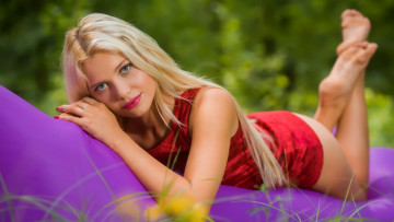 Картинка девушки -unsort+ блондинки +светловолосые блондинка поза взгляд девушка madlen amuza emma+i evanis