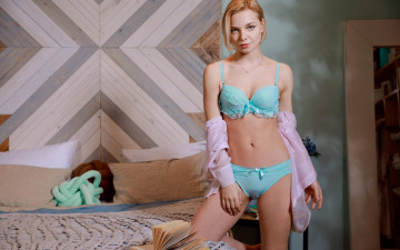 Картинка девушки -unsort+ блондинки +светловолосые сексуальная hilary wind фон взгляд девушка