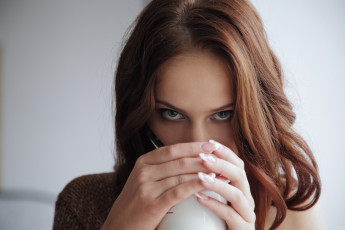 Картинка руфина+гриненко девушки руфина+гриненко+ lydia+a руфина шатенка девушка lydia a кружка гриненко лицо портрет взгляд глаза красотка