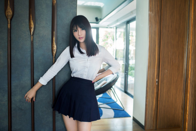 Обои картинки фото девушки, -unsort , азиатки, wang, yi, meng, девушка, интерьер, комната