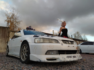 Картинка автомобили -авто+с+девушками honda accord