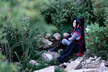 обоя девушки, - креатив,  косплей, образ, костюм, камни, ручей