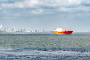 обоя chemical tanker, корабли, танкеры, chemical, tanker